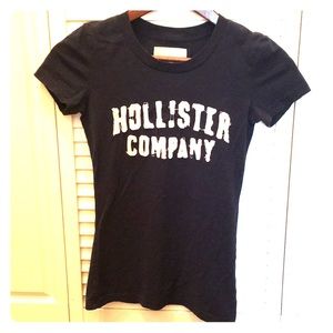 Hollister blue tee Fits like XS